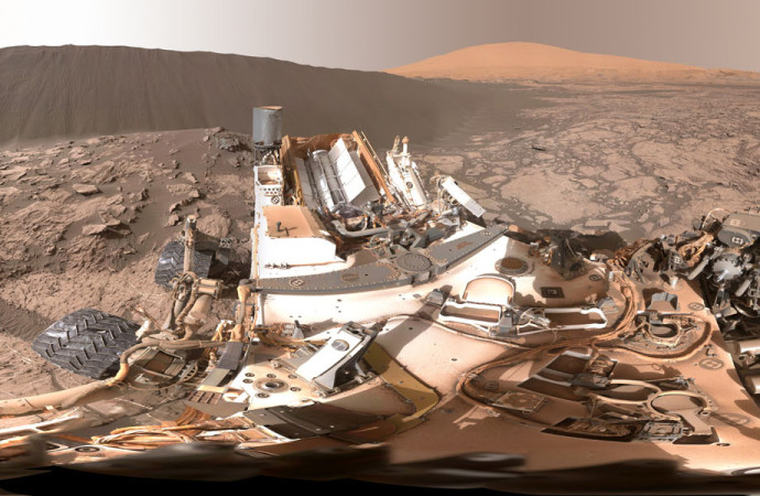 360-Degree Panorama of Sand Dunes on Mars