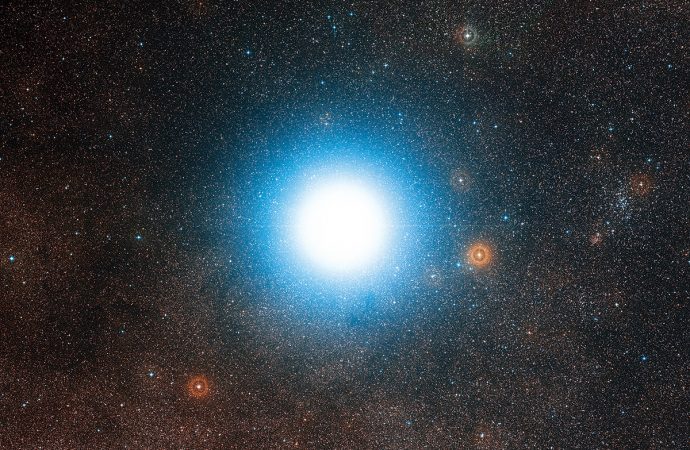 Billionaire pledges $100m to send spaceships to Alpha Centauri