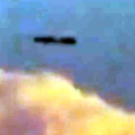 Cigar shaped UFO seen flying over Saint Petersburg, Florida