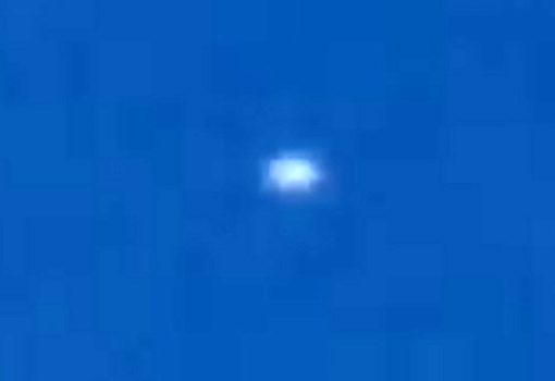 Disc UFO caught on Missouri camera