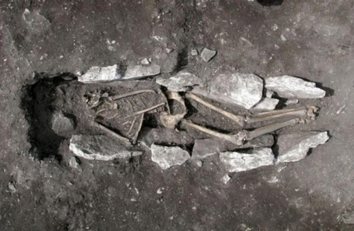 Skeleton 3,000 years old lends credence to claims of Ancient Greeks sacrificing humans
