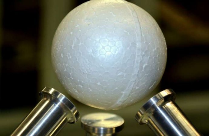 Researchers demonstrate acoustic levitation of a large sphere