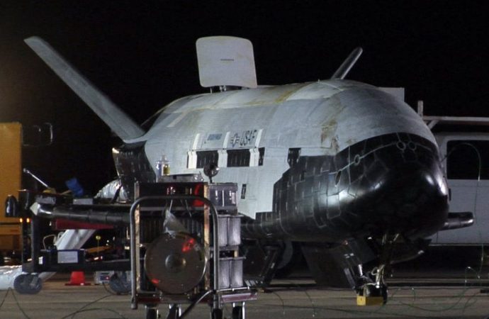 Mystery robotic space plane spends 500 days in orbit and still nobody knows why