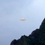Disc UFO photographed over Hawaiian mountain