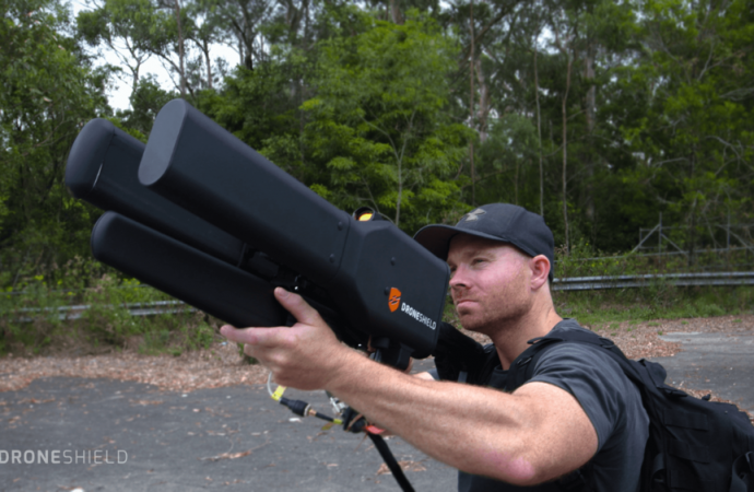 This drone gun knocks drones out of the sky gently, with radio waves