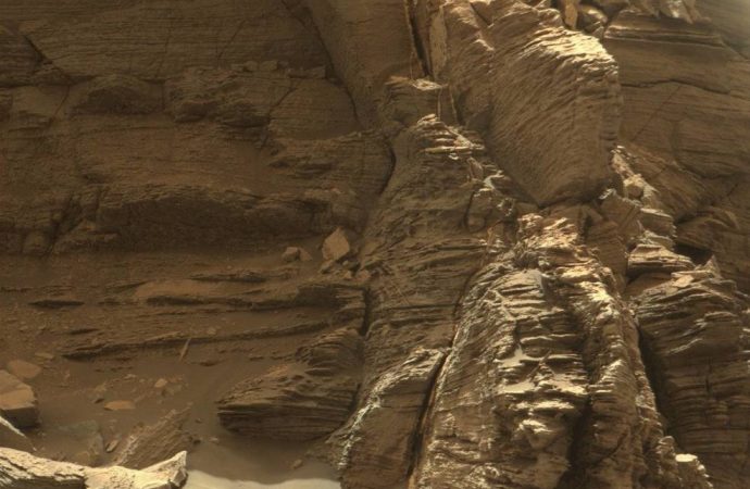 Mars Rover Views Spectacular Layered Rock Formations