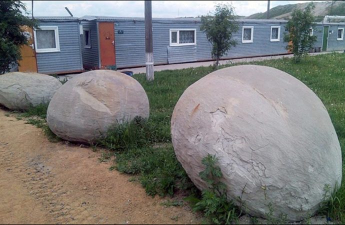 Dinosaur Eggs, Meteorites, Signs of an Ancient Civilization: What are these Giant Balls?