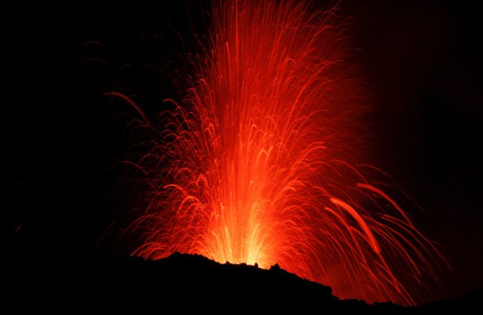 Italy’s Mount Etna Is Erupting, And It’s Magnificent