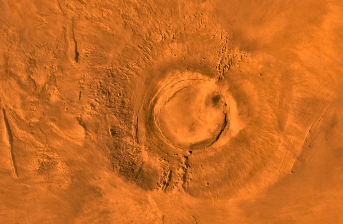 Mars Volcano Died at Same Time As Dinosaurs