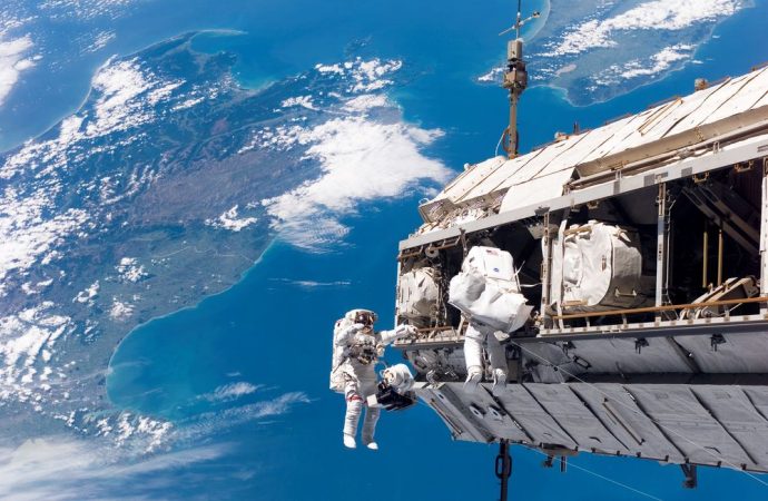 No one knows what to do with the International Space Station