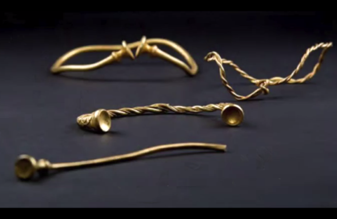 ‘Oldest’ Iron Age gold work in Britain found in Staffordshire