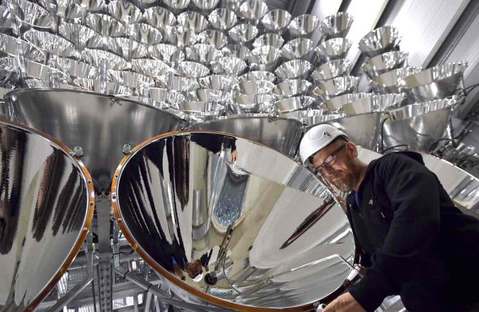 Let there be light: Germans switch on ‘largest artificial sun’