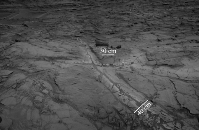 ‘Halos’ discovered on Mars widen time frame for potential life