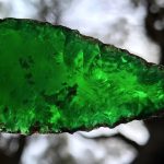 Rare glass spearhead found on Rottnest Island