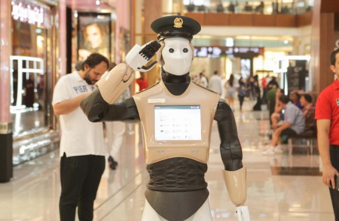 Robot Police Will Start Patrolling In Dubai