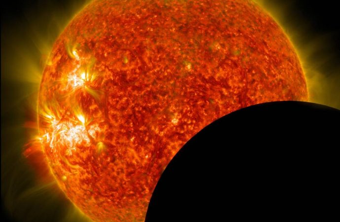 NASA Recommends Safety Tips to View the August Solar Eclipse