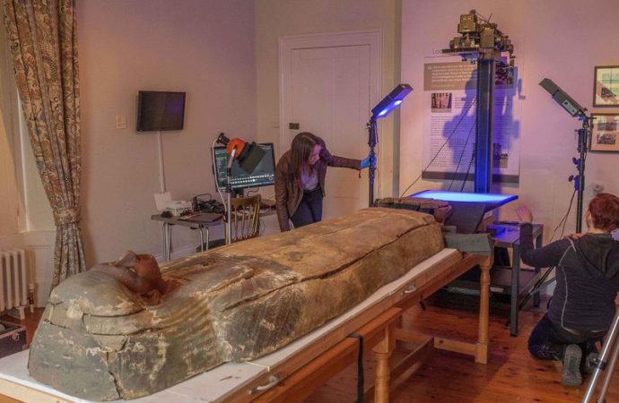 We’re One Step Closer to Non-Invasively Reading Ancient Papyri Hidden in Mummy Masks