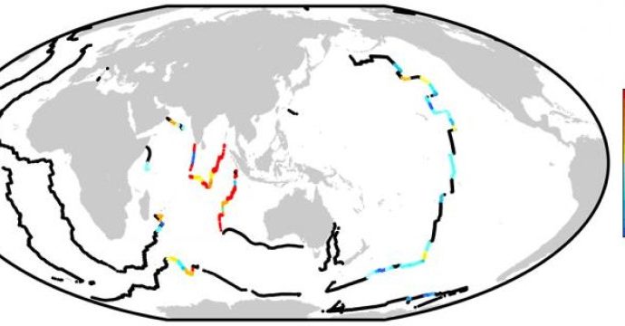 A one-two punch may have helped deck the dinosaurs