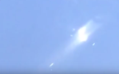 Impactante filmación de OVNIS atacándose mutuamente en Nevada – Shocking footage of UFOs Attacking each other over Nevada