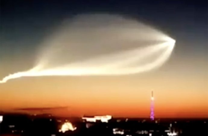 Are aliens watching the World Cup? Giant UFO spotted over Russian stadium