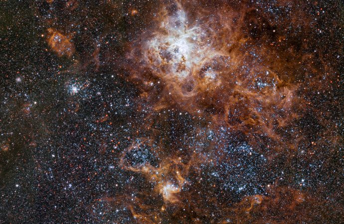 See a cosmic spider caught spinning up brand new stars