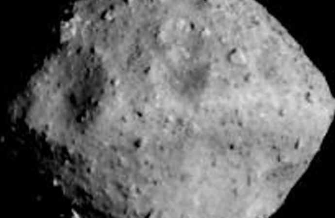 Spacewatch: Ryugu, an asteroid under close inspection