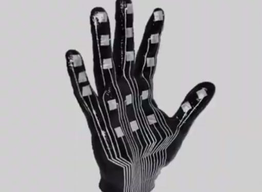 Flexible electronic skin aids human-machine interactions