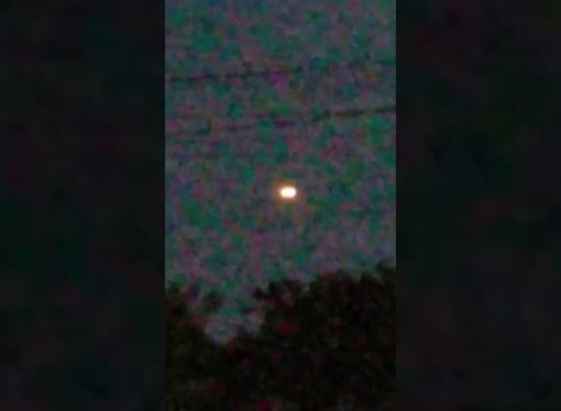 Ohio witness videotapes huge disc UFO