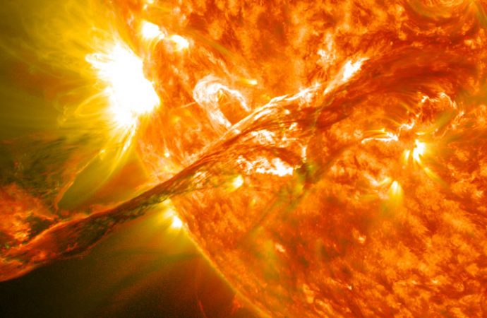 Merging magnetic blobs fuel the sun’s huge plasma eruptions