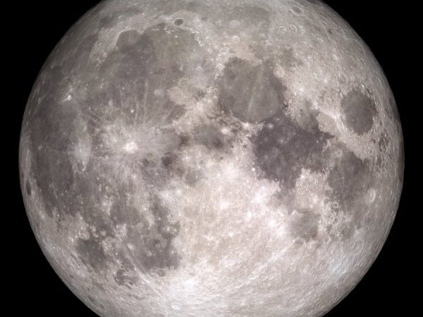 Calculating temperature inside moon to help reveal its inner structure