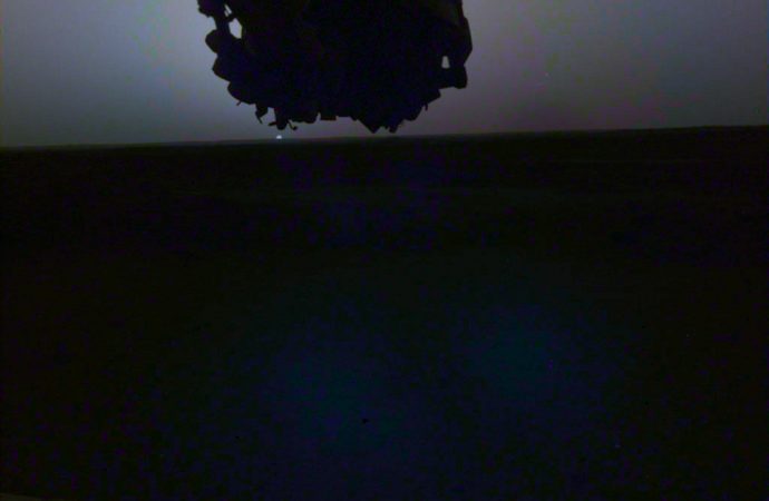 NASA’s InSight Lander Sees Stunning Sunrise and Sunset on Mars