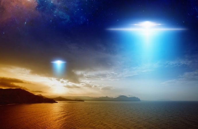 Navy pilots spotted UFOs flying at hypersonic speeds: report