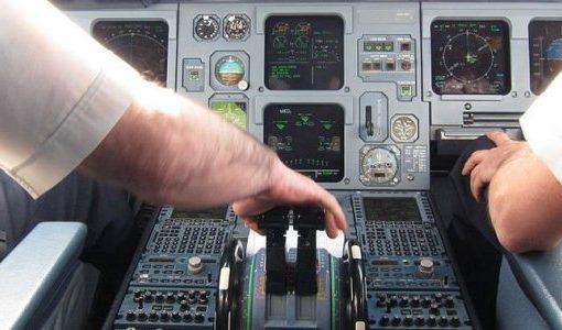 Turkish airline pilot films UFO during flight