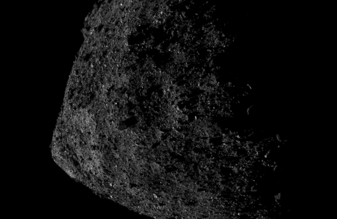 NASA Takes Record-Breaking Close Asteroid Photo