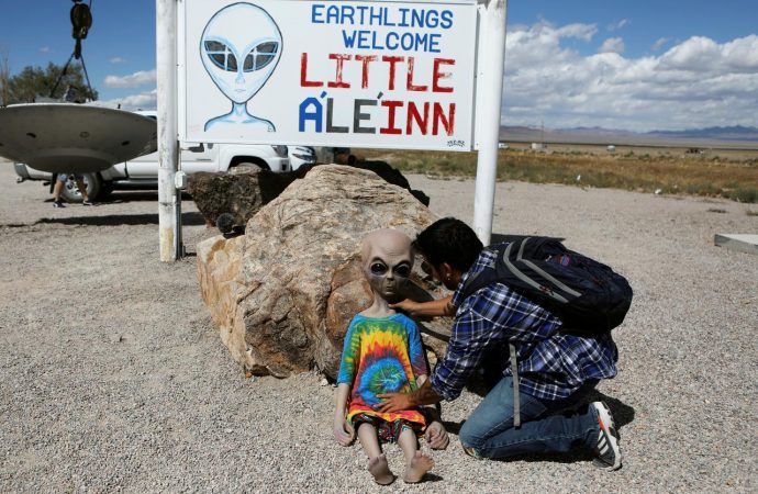 Alien enthusiasts descend on Nevada desert near secretive U.S. base