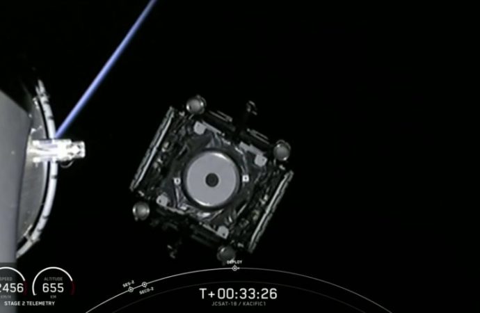 Falcon 9 launches condosat mission for Kacific and Sky Perfect JSAT