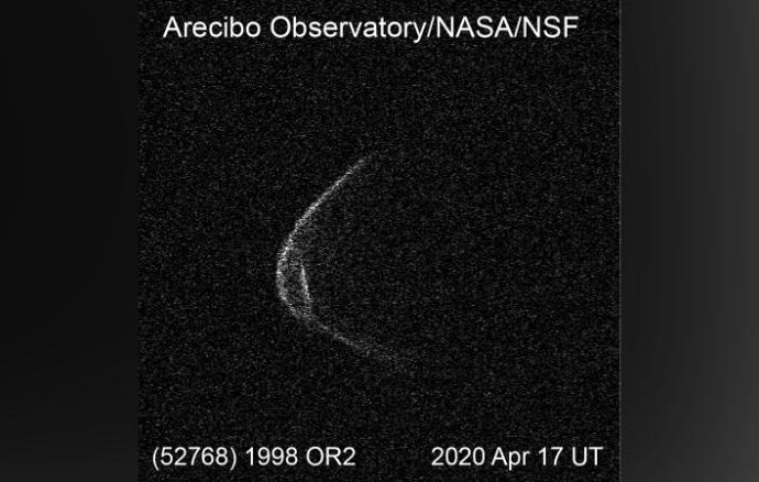 Giant asteroid flying by Earth next week looks like it’s wearing a face mask