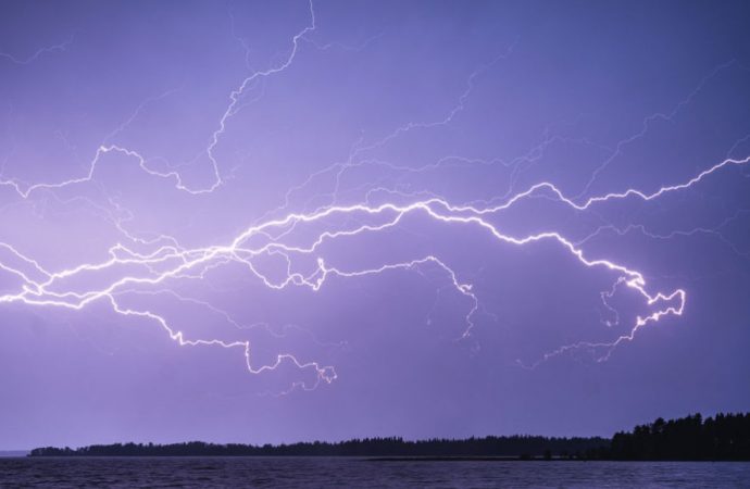 Two lightning megaflashes shattered distance and duration records