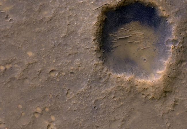 Dead Spacecraft on Mars Spotted in New Photos