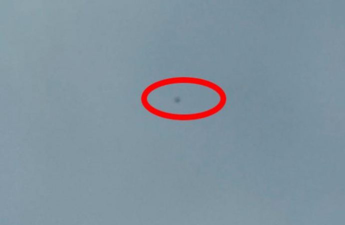 UFO mystery deepens as Met Office rejects balloon explanation