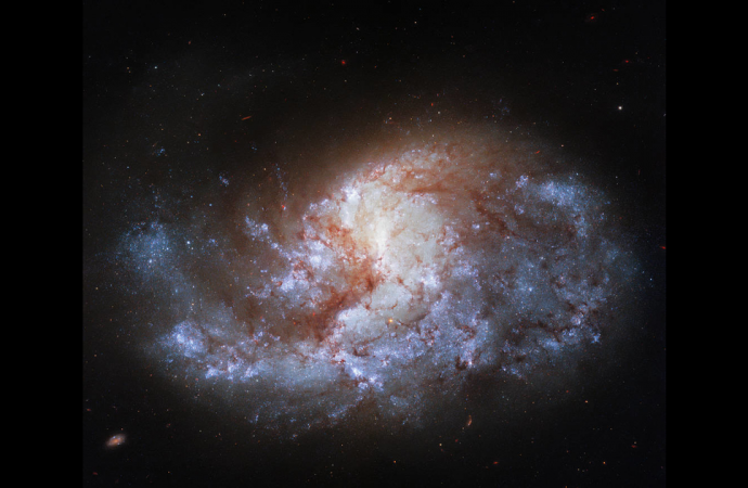 HUBBLE TAKES BREATHTAKING IMAGE OF “FURNACE” GALAXY