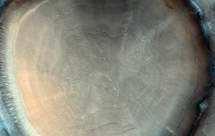 Rings in ‘tree stump’ crater found on Mars illuminate red planet’s past climate